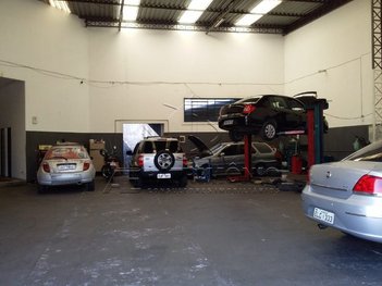 industrial em Praça Luiz Ferdinando, Vila Barão - Sorocaba - SP