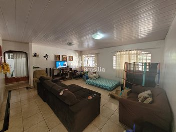 house em QE 3 Conjunto M, Guará II - Brasília - DF