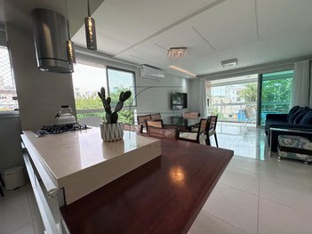 apartment em Rua das Baleias Franca, Jurerê - Florianópolis - SC