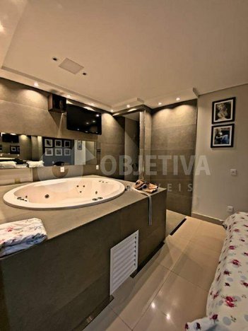 house em Rua Lirios-Azuis, Cidade Jardim - Uberlândia - MG