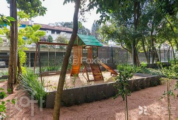 apartment em Rua Joaquim Cruz, Santo Antônio - Porto Alegre - RS