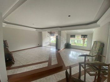 office em Rua Norberto Silveira Júnior, Centro - Guaramirim - SC