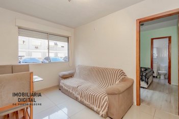 apartment em Rua Engenheiro Fernando Mendes Ribeiro, Santo Antônio - Porto Alegre - RS