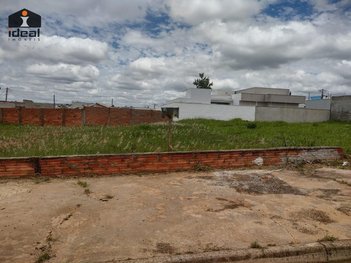 land_lot em Ricardo Alpidio Sarzi, Residencial Ouro Verde - Botucatu - SP