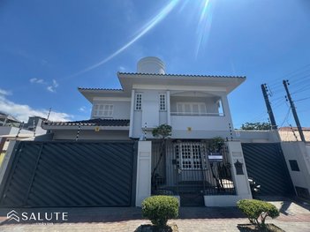 house em Rua 2950, Centro - Balneário Camboriú - SC
