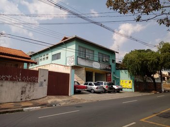commercial_property em Rua Doze de Outubro, Vila Santana - Valinhos - SP