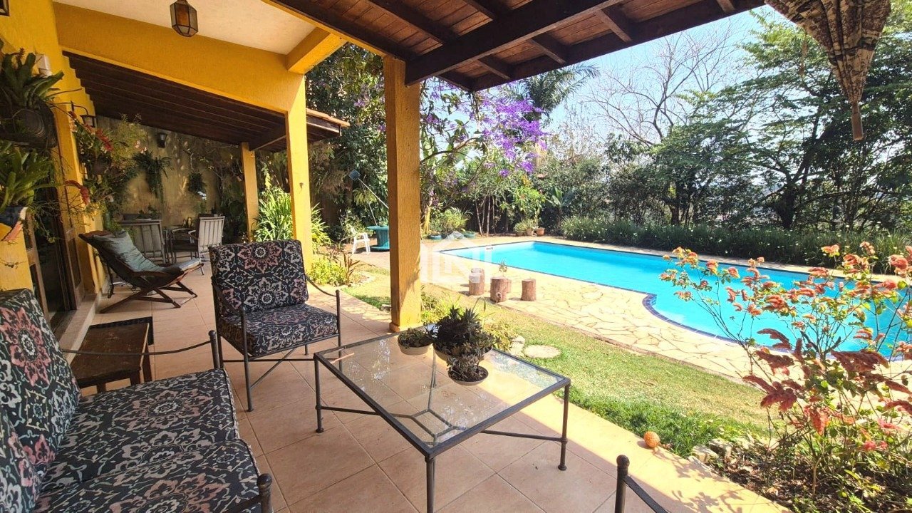 casa a venda no condominio fazendinha -  varanda