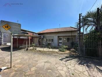 house em Avenida Padre Claret, Parque Amador - Esteio - RS