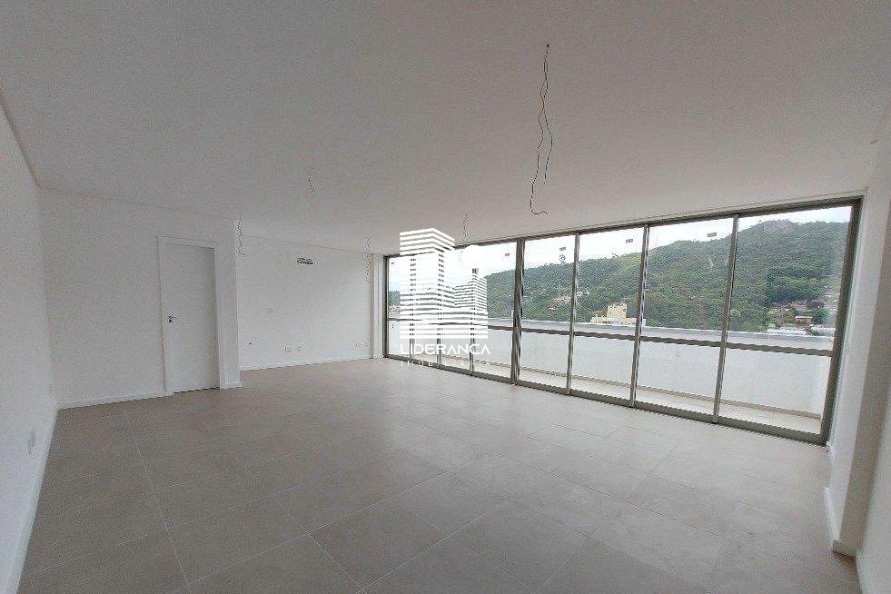 WhatsApp Image 2025-08-20 at 13.58