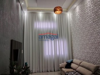 house em Rua Clóvis Graciano, Loteamento Villa Branca - Jacareí - SP