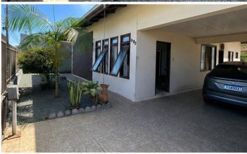 house em Rua Presidente Kennedy, Iririú - Joinville - SC