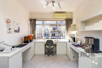 office em Uruguai, Centro Histórico - Porto Alegre - RS