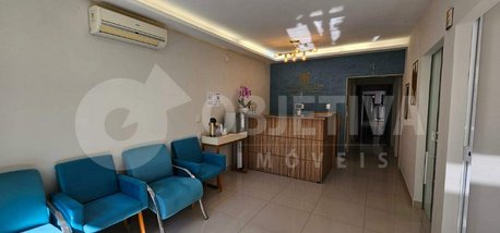 office em Rua Icaraí, Tabajaras - Uberlândia - MG