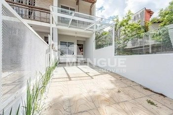 house em Rua Lloyd de Andrade Polidoro, Ipanema - Porto Alegre - RS