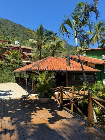 house em Avenida Governador Mário Covas Júnior, Itapecirica (Cambaquara) - Ilhabela - SP