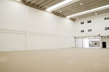 industrial em Rua Anthero Correia de Godoy Filho, Jardim Alvorada - Jandira - SP