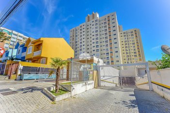 apartment em Rua Doutor Motta Júnior, Centro - São José dos Pinhais - PR