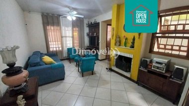 house em Rua Olécio Cavedini, Espírito Santo - Porto Alegre - RS