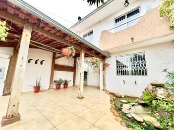 house em Rua Aníbal Requião, Xaxim - Curitiba - PR