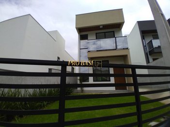 house em Rua Urucum, Potecas - São José - SC