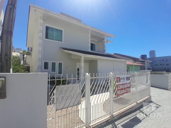 house em Rua Trieste, Pagani - Palhoça - SC