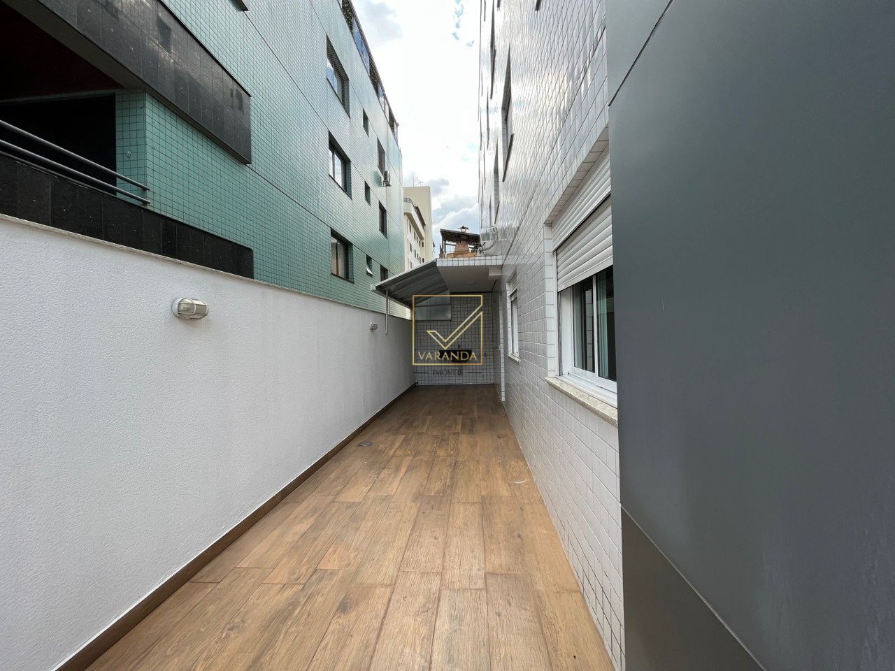 WhatsApp Image 2025-11-14 at 09.33