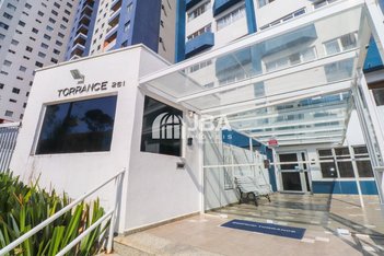 apartment em Rua Sanito Rocha, Cristo Rei - Curitiba - PR