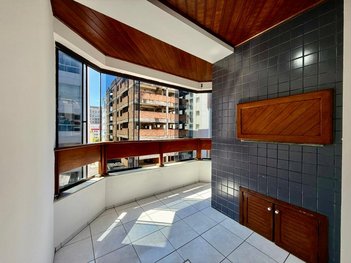 apartment em Avenida Venâncio Aires, Capão da Canoa - Capão da Canoa - RS