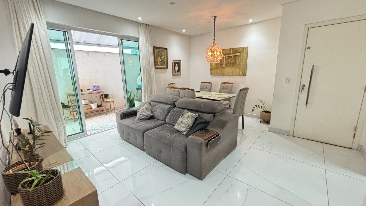 Apartamento com 3 quartos — Planalto, Belo Horizonte