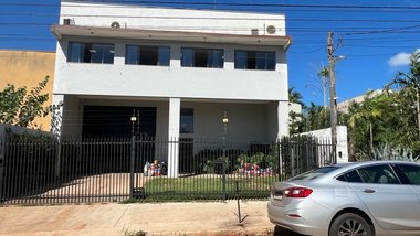 industrial em Augusto Guerino, Portal de Versalhes 1 - Londrina - PR