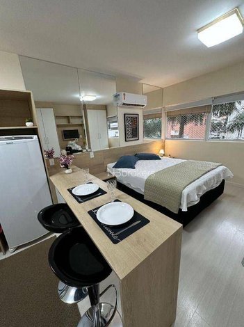 apartment em Rua da Glória, Centro Cívico - Curitiba - PR