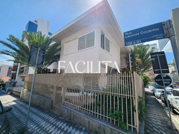 house em Rua Lacerda Coutinho, Centro - Florianópolis - SC