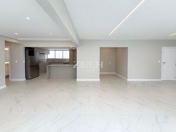 apartment em Travessa João Turin, Água Verde - Curitiba - PR