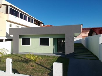 house em dos Pinheiros, Ingleses do Rio Vermelho - Florianópolis - SC