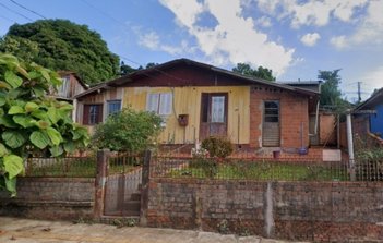 house em Rua Isabel de Oliveira Vinas, Cruzeiro - Santa Rosa - RS