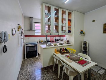 apartment em Avenida Doutor Epitácio Pessoa, Boqueirão - Santos - SP