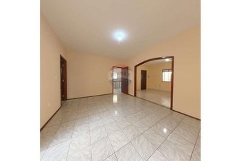 house em Avenida Goffredo Teixeira da Silva Telles, Jardim Universitário - Araras - SP