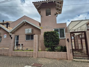 house em Giobatta Giuseppe Petracco, Vila Nova - Porto Alegre - RS