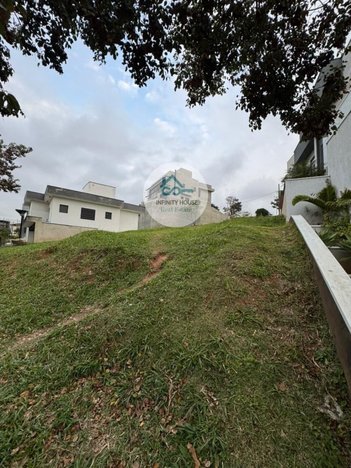 land_lot em Rua Jauá, Suru - Santana de Parnaíba - SP