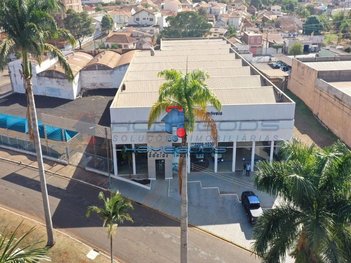 industrial em Avenida Carlos Berchieri, Centro - Jaboticabal - SP