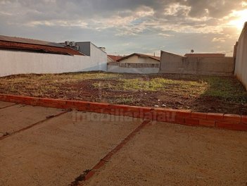 land_lot em Rua Albertina Balthazar de Oliveira, Jardim Bela Vista - Jaú - SP