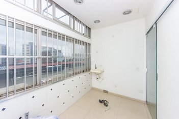 office em Rua Conselheiro Furtado, Liberdade - São Paulo - SP