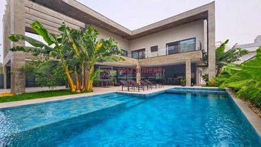 house em Rua das Baúnas, Jurerê Internacional - Florianópolis - SC