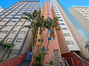 apartment em Rua Atílio Bório, Cristo Rei - Curitiba - PR