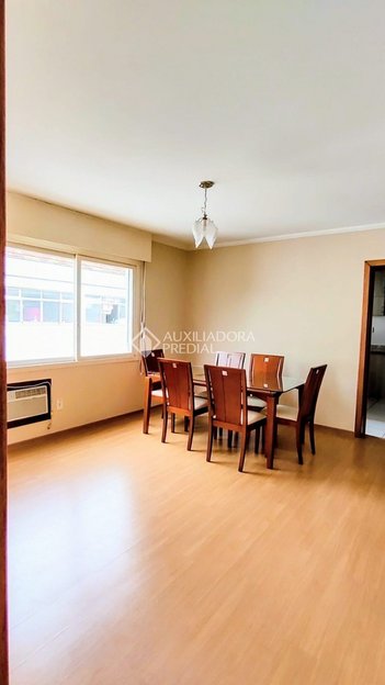apartment em Rua Doutor João Simplício Alves de Carvalho, Vila Ipiranga - Porto Alegre - RS