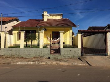 house em Rua Barreto Leite, Centro - São Jerônimo - RS
