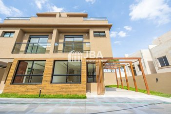 house em Rua Antônio Muzzillo, Tingui - Curitiba - PR