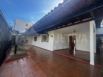 house em Avenida Brasil, Brasil - Uberlândia - MG