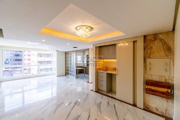 apartment em Rua Mata Bacelar, Auxiliadora - Porto Alegre - RS