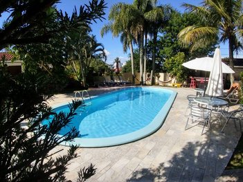 hotel em Das Pitangueiras, Daniela - Florianópolis - SC